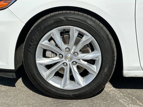 Used 2024 Chevrolet Malibu LT FWD image 23