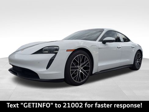 Used 2022 Porsche Taycan image 8