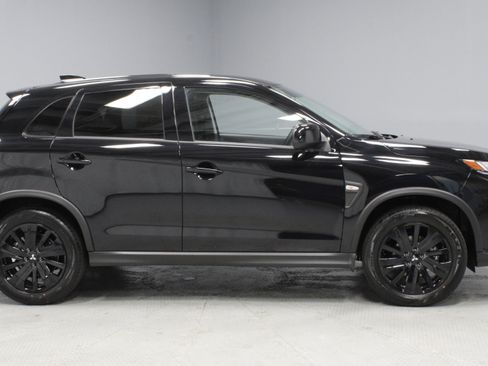 New 2025 Mitsubishi Outlander Sport LE image 9