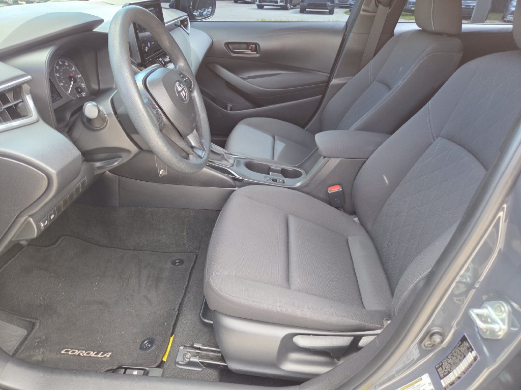 Used 2024 Toyota Corolla LE FWD image 24