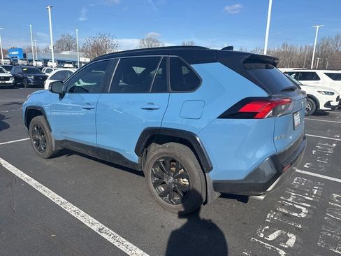 Used 2024 Toyota RAV4 XSE AWD/4WD image 4