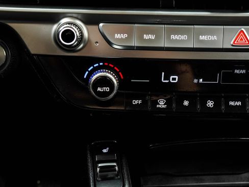 Used 2024 Kia Telluride S w/ S Sunroof Package FWD image 31