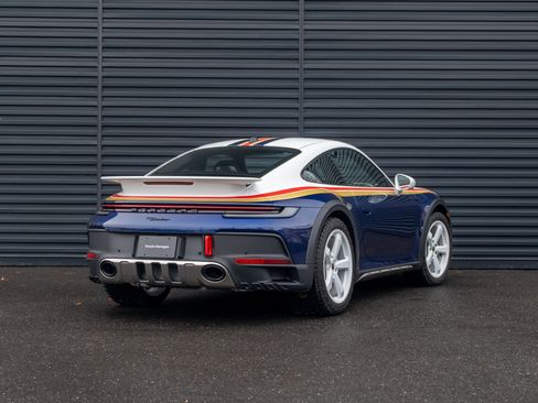 Certified 2024 Porsche 911 Dakar image 8