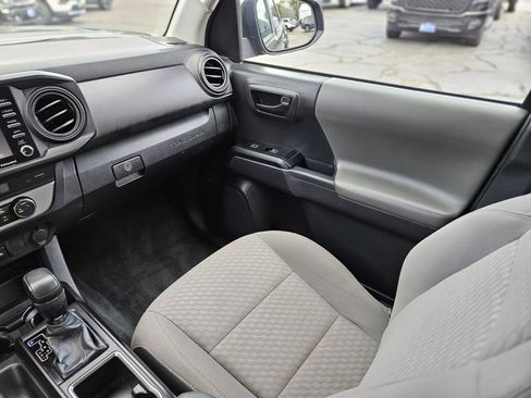 Used 2023 Toyota Tacoma SR image 15