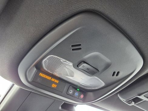 Used 2024 Buick Envista Preferred image 18