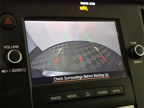 Used 2021 Subaru Outback 2.5i image 4