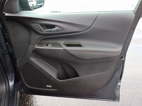 Used 2023 Chevrolet Equinox RS w/ RS Leather Package image 23