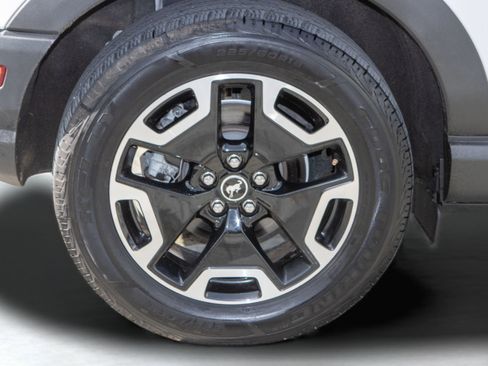 Used 2021 Ford Bronco Sport Outer Banks w/ Outer Banks Package (96D) image 36