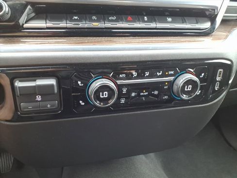 Used 2025 Chevrolet Silverado 1500 LT image 25