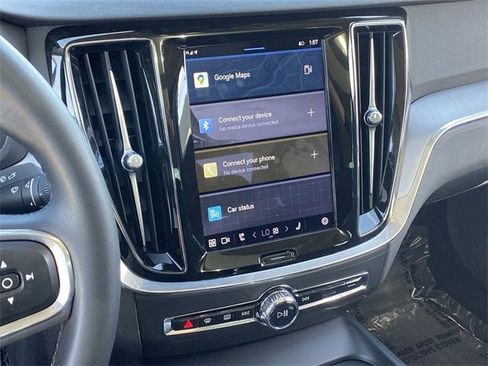 Certified 2023 Volvo S60 B5 Core w/ Climate Package image 28