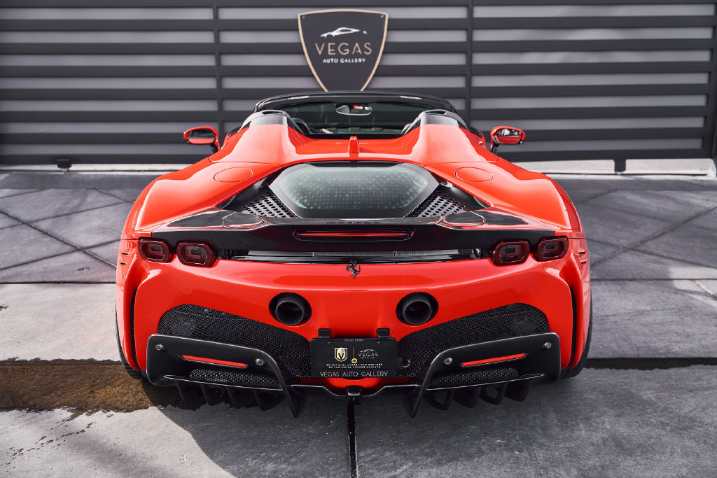 Used 2022 Ferrari SF90 Spider AWD/4WD image 28