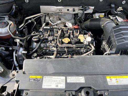 Used 2024 Volkswagen Atlas SE FWD image 32