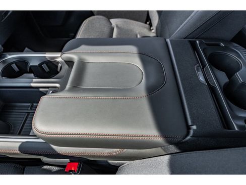 Used 2025 Ford Expedition Max Active image 17