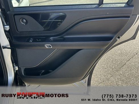 Used 2024 Lincoln Aviator Reserve image 25