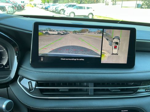 Used 2023 INFINITI QX60 Luxe w/ Cargo Package FWD image 18