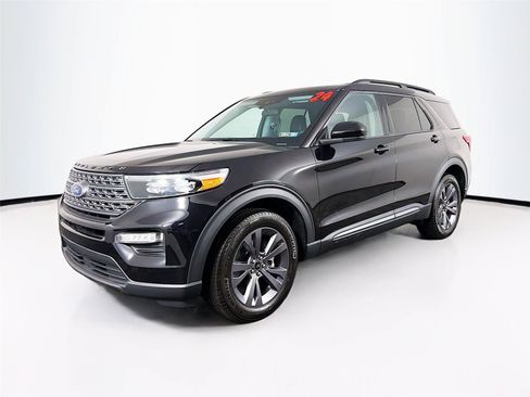 Used 2024 Ford Explorer XLT w/ Equipment Group 202A AWD/4WD image 7