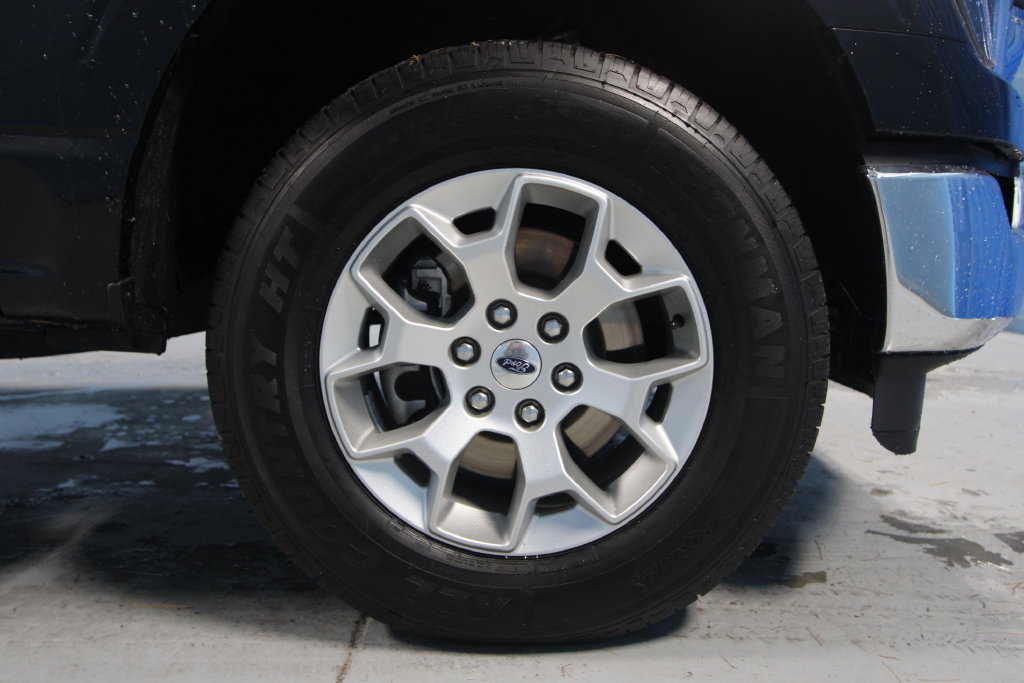 Used 2023 Ford F150 XLT AWD/4WD image 37