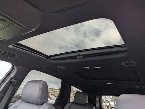 Used 2023 Buick Enclave Essence w/ Experience Buick Package image 26