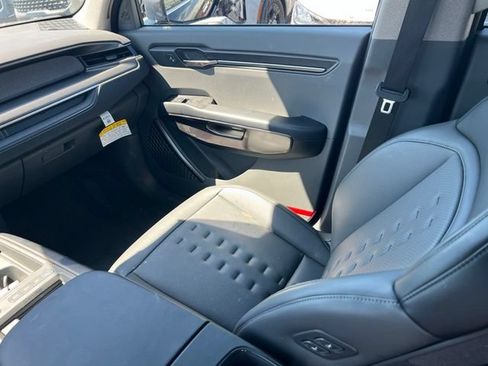 Certified 2024 Kia EV9 Wind AWD/4WD image 12
