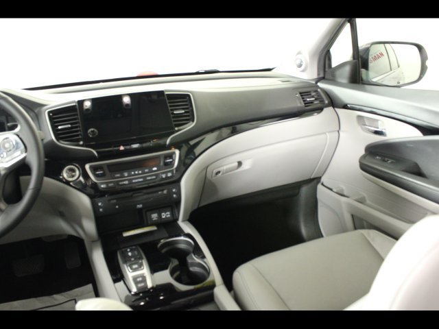 Used 2021 Honda Pilot Elite image 24