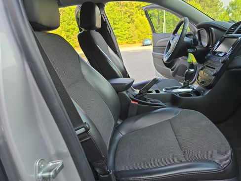 Used 2014 Chevrolet Malibu LT w/ Power Convenience Package FWD image 10