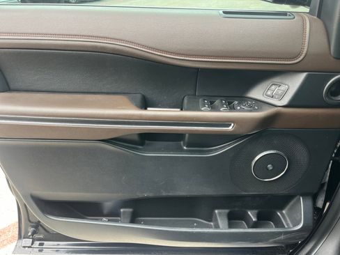 Used 2020 Ford Expedition King Ranch w/ Cargo Package image 23