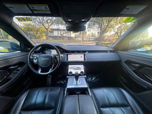 Used 2020 Land Rover Range Rover Evoque SE image 19
