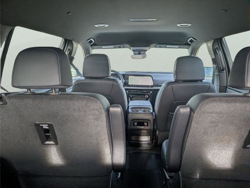 New 2026 Chevrolet Traverse RS FWD image 30