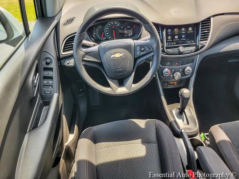Certified 2018 Chevrolet Trax LS AWD/4WD image 13