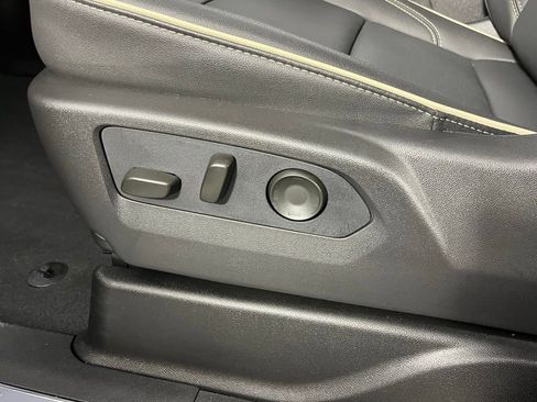 Used 2026 GMC Yukon Elevation w/ Elevation Premium Package image 27