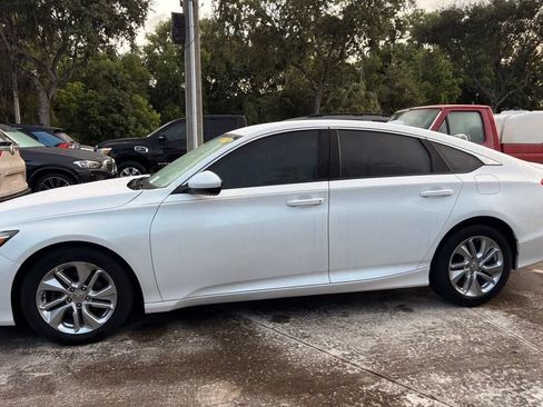 Used 2020 Honda Accord LX image 4