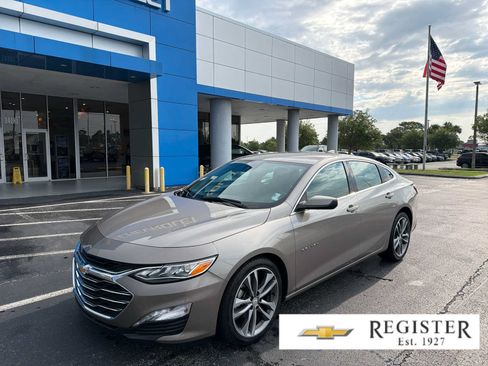 Used 2024 Chevrolet Malibu LT FWD image 1