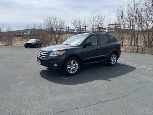 Used 2012 Hyundai Santa Fe SE image 3