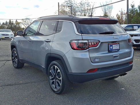 Certified 2022 Jeep Compass Limited w/ Sun and Sound Group image 8