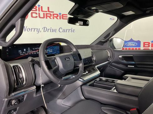 New 2026 Ford Expedition Max Platinum image 13