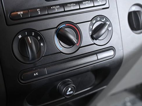 Used 2007 Ford F150 XLT image 16