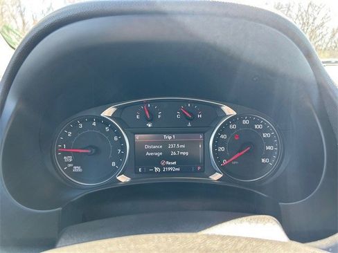 Used 2023 GMC Terrain AT4 image 21