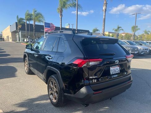 Used 2025 Toyota RAV4 Woodland Edition w/ Weather Package AWD/4WD image 6