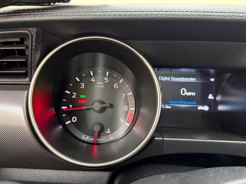 Used 2019 Ford Mustang Shelby GT350 w/ Technology Package RWD image 23