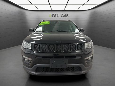 Used 2018 Jeep Compass Latitude w/ Popular Equipment Group FWD image 8