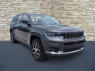 Used 2023 Jeep Grand Cherokee L Limited w/ Luxury Tech Group II AWD/4WD video 1