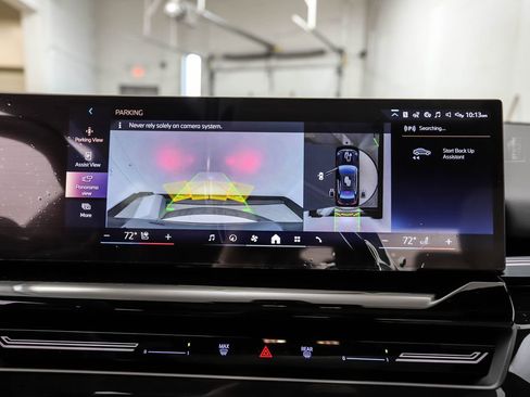 Certified 2025 BMW 530i xDrive 530i xDrive w/ Premium Package image 16