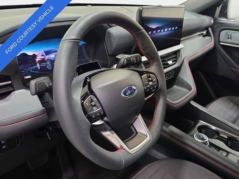 Used 2026 Ford Explorer ST-Line AWD/4WD image 14