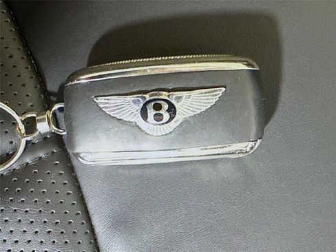 Used 2013 Bentley Continental GT image 23