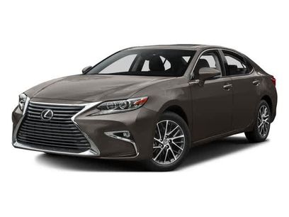 Used 2018 Lexus ES 350 w/ Premier Package