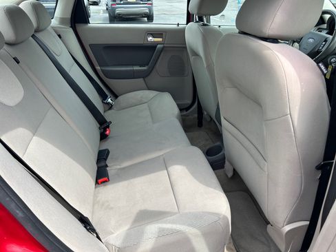 Used 2009 Ford Focus SES FWD image 16