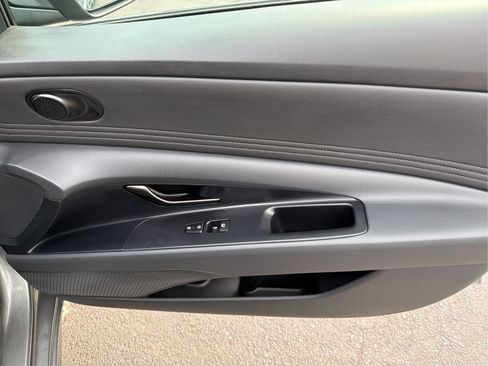 Certified 2025 Hyundai Elantra Sport FWD image 21
