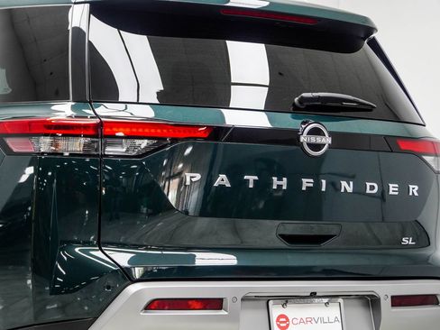 Used 2022 Nissan Pathfinder SL w/ SL Premium Package FWD image 14
