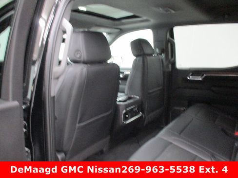 New 2026 GMC Sierra 1500 Denali w/ Denali Reserve Package image 22