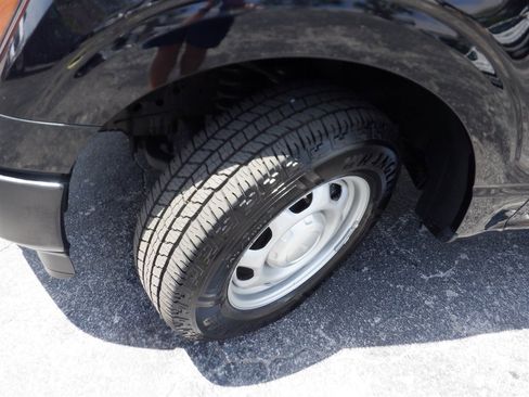 Used 2024 Ford F150 XL RWD image 25